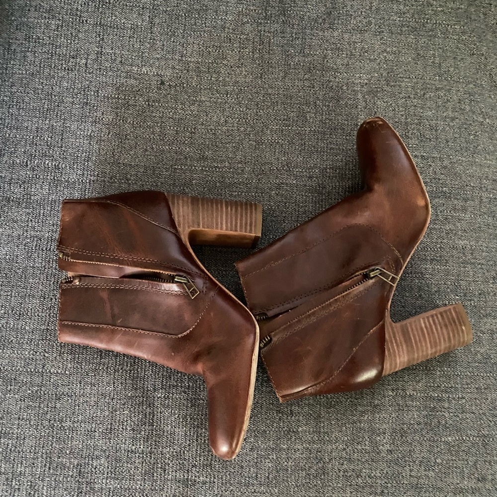 Madewell Leather booked